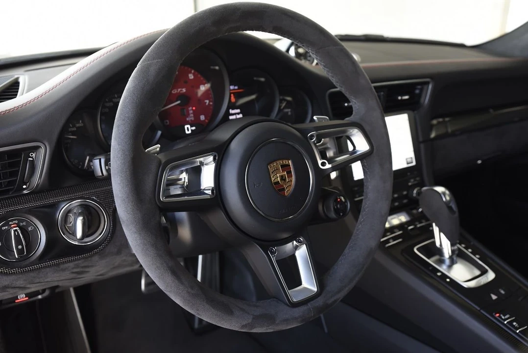 2018 Porsche 991 Carrera GTS - Image 8 of 10