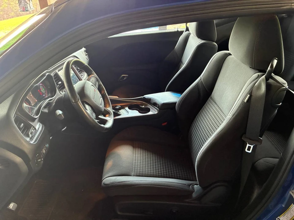 2018 Dodge Challenger 3rd Gen - Image 5 of 11
