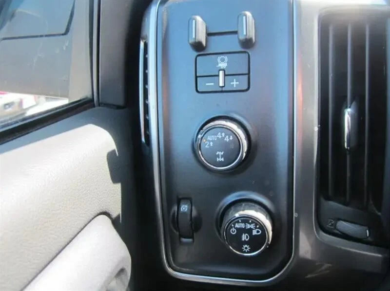 2018 Chevrolet Silverado 3rd Gen - Image 11 of 12