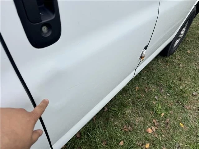 2018 Chevrolet Express - Image 8 of 21