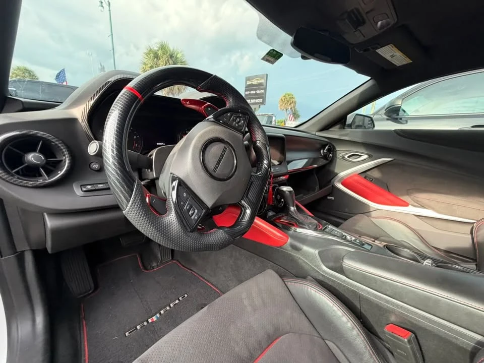 2018 Chevrolet Camaro SS 6th Gen - Image 8 of 13