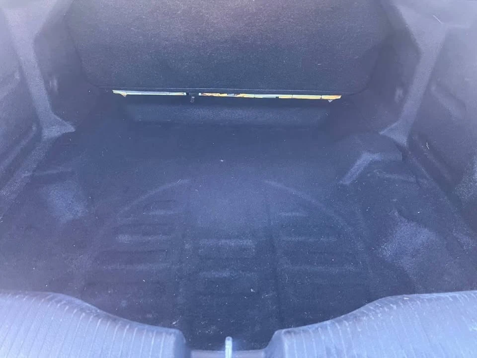 2018 Chevrolet Cruze - Image 9 of 13