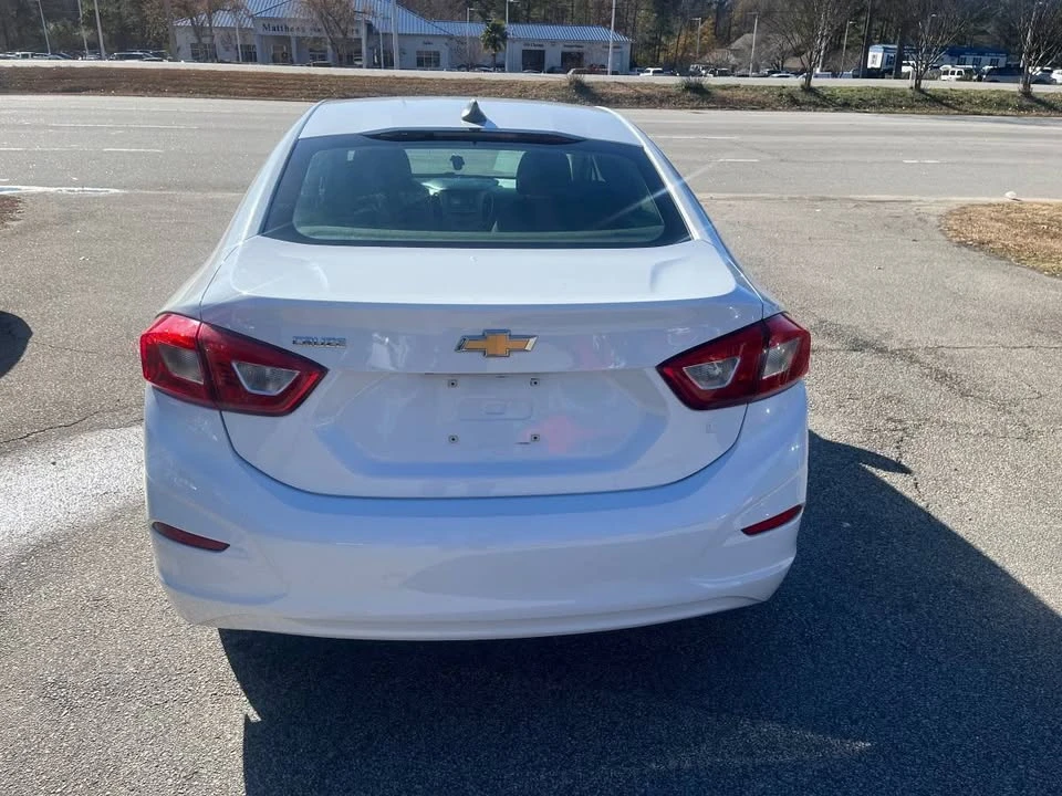 2018 Chevrolet Cruze - Image 5 of 13