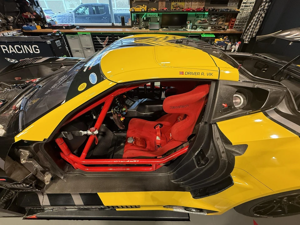 2018 Chevrolet Corvette Callaway - Image 30 of 31