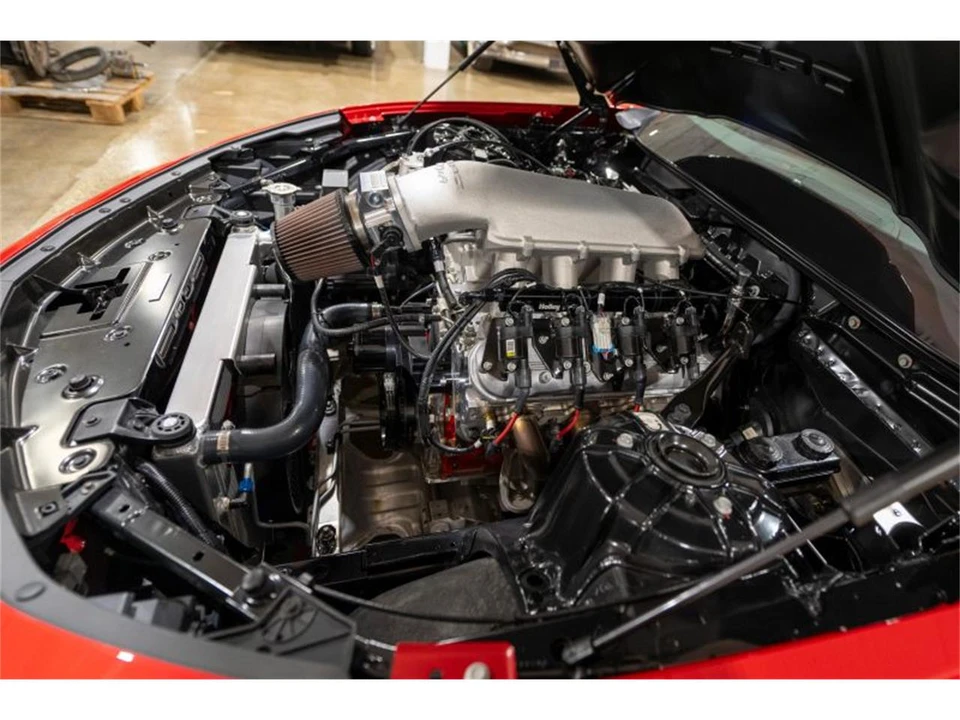 2018 Chevrolet Camaro 6th Gen - Image 16 of 31