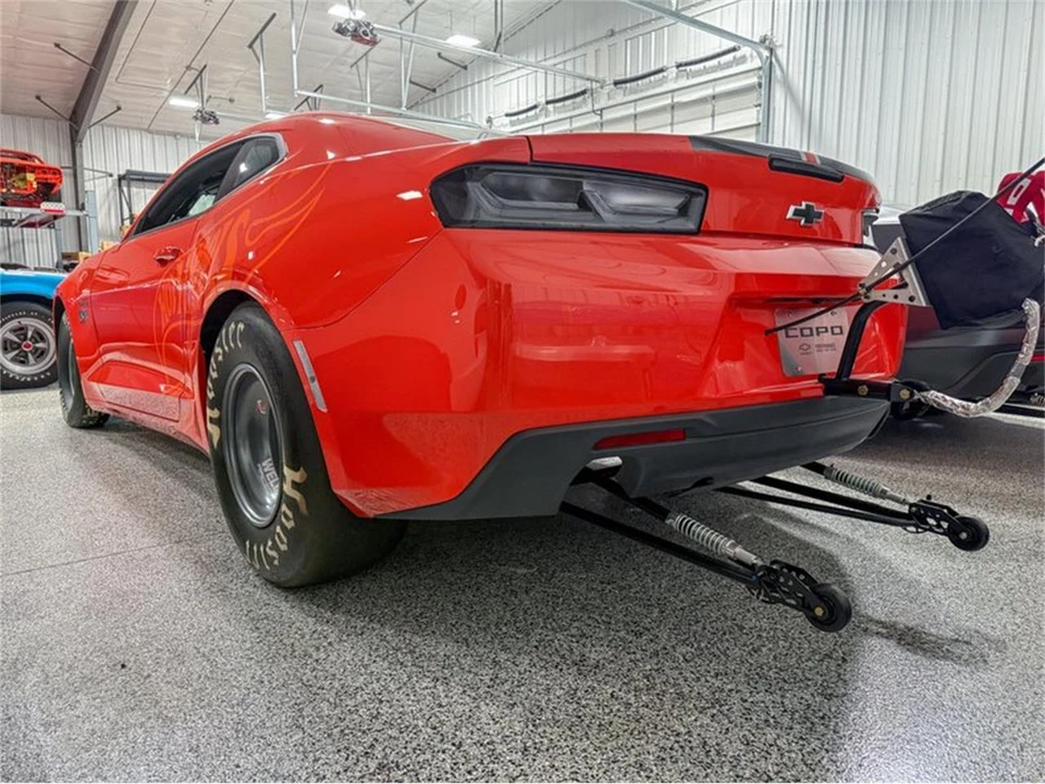 2018 Chevrolet Camaro 6th Gen - Image 8 of 31