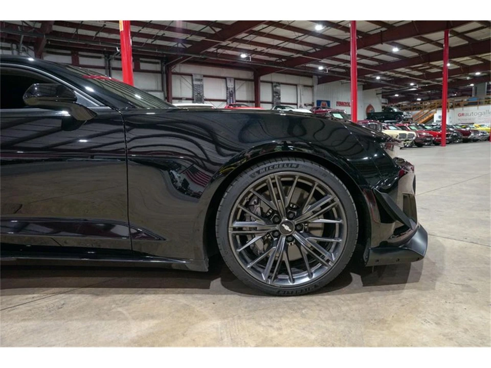 2018 Chevrolet Camaro 6th Gen - Image 11 of 31