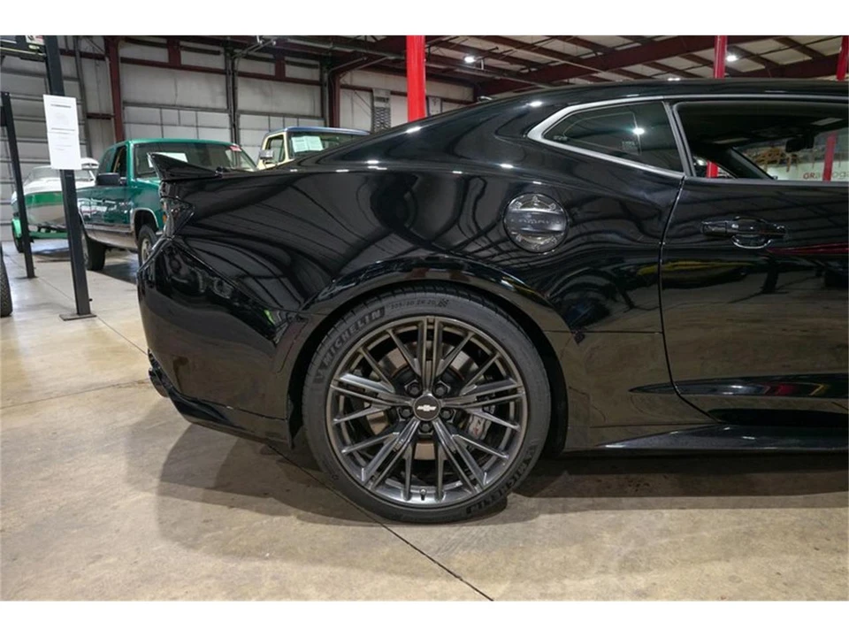 2018 Chevrolet Camaro 6th Gen - Image 9 of 31