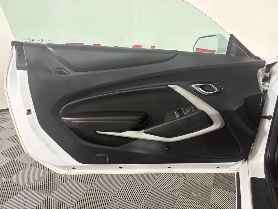 2018 Chevrolet Camaro 6th Gen - Image 12 of 20