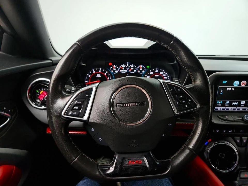 2018 Chevrolet Camaro SS 6th Gen - Image 15 of 21