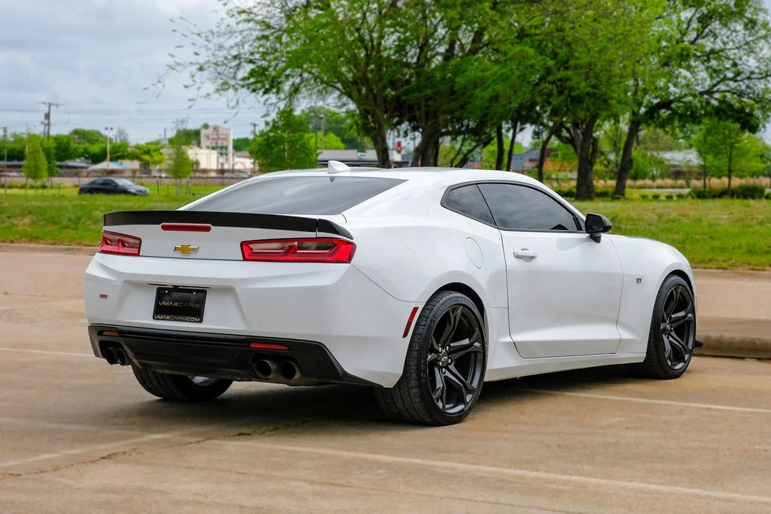 2018 Chevrolet Camaro SS 6th Gen - Image 8 of 21