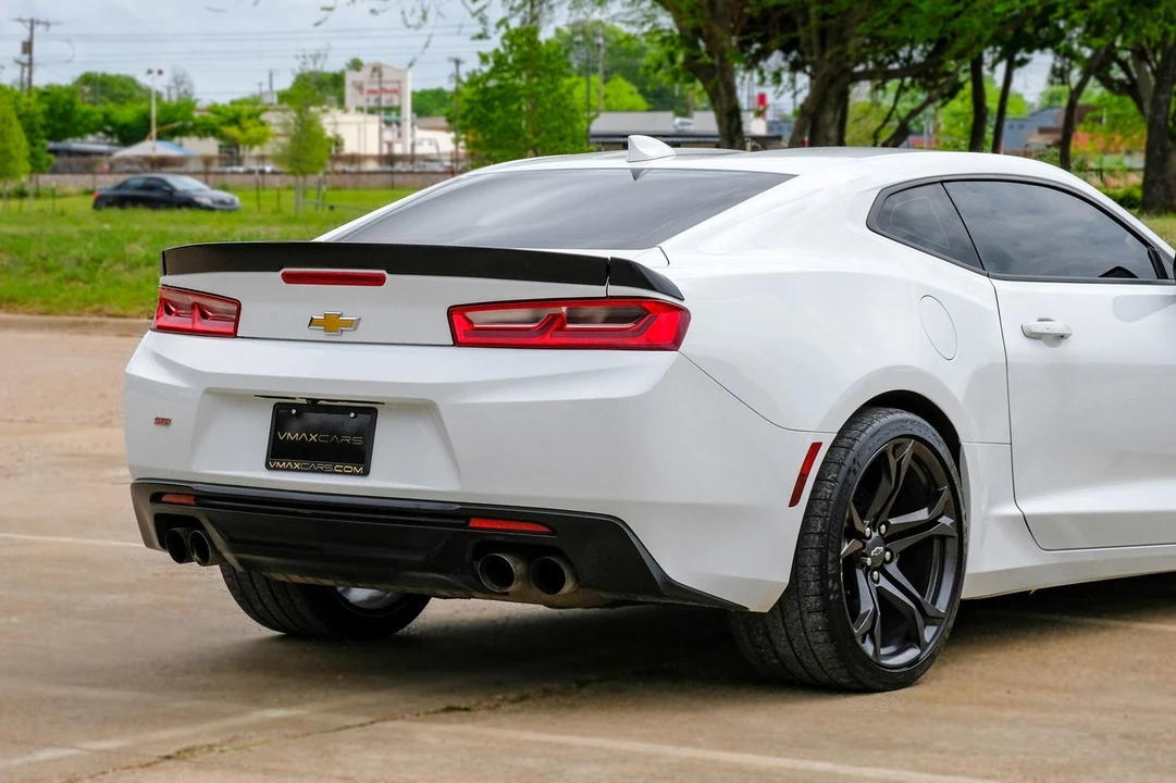 2018 Chevrolet Camaro SS 6th Gen - Image 9 of 21