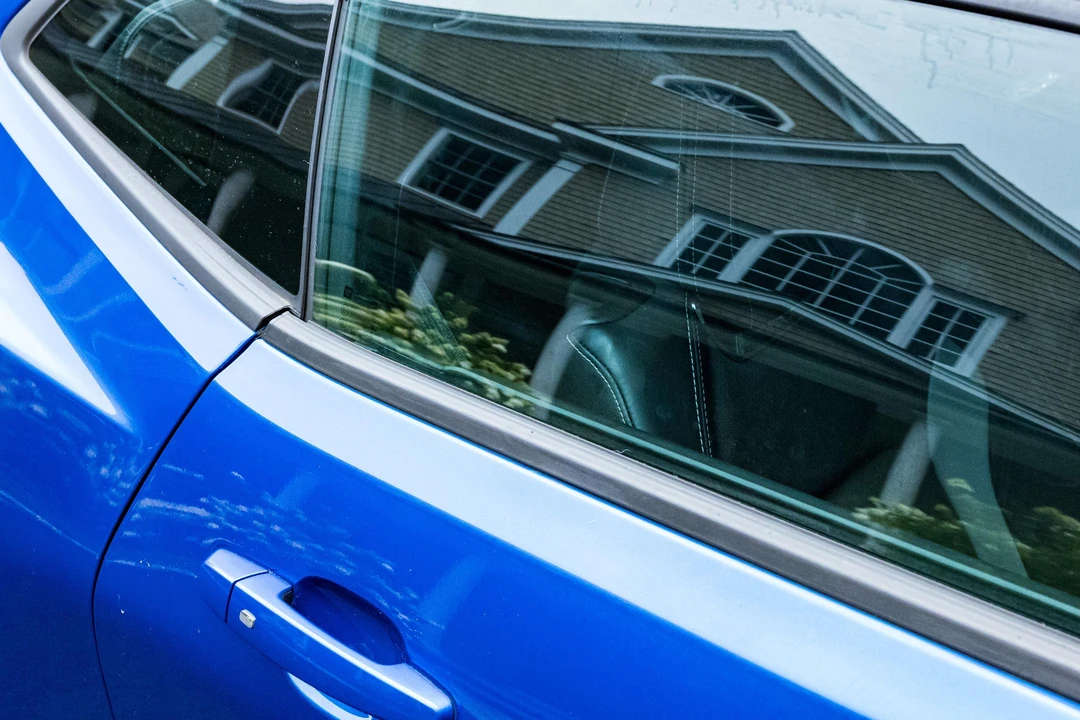 2018 Chevrolet Camaro SS 6th Gen - Image 30 of 31