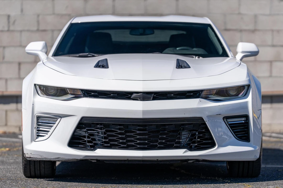 2018 Chevrolet Camaro SS 6th Gen - Image 2 of 31