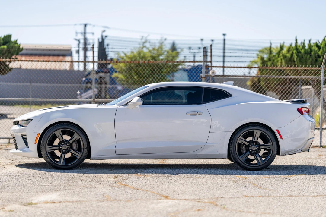 2018 Chevrolet Camaro SS 6th Gen - Image 3 of 31