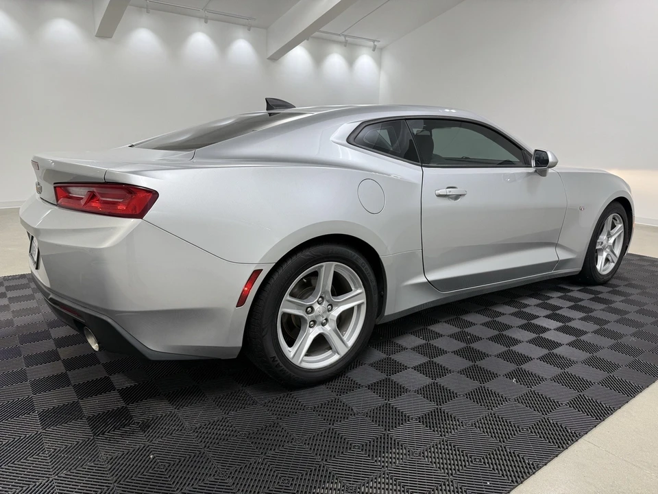 2018 Chevrolet Camaro 6th Gen - Image 7 of 12