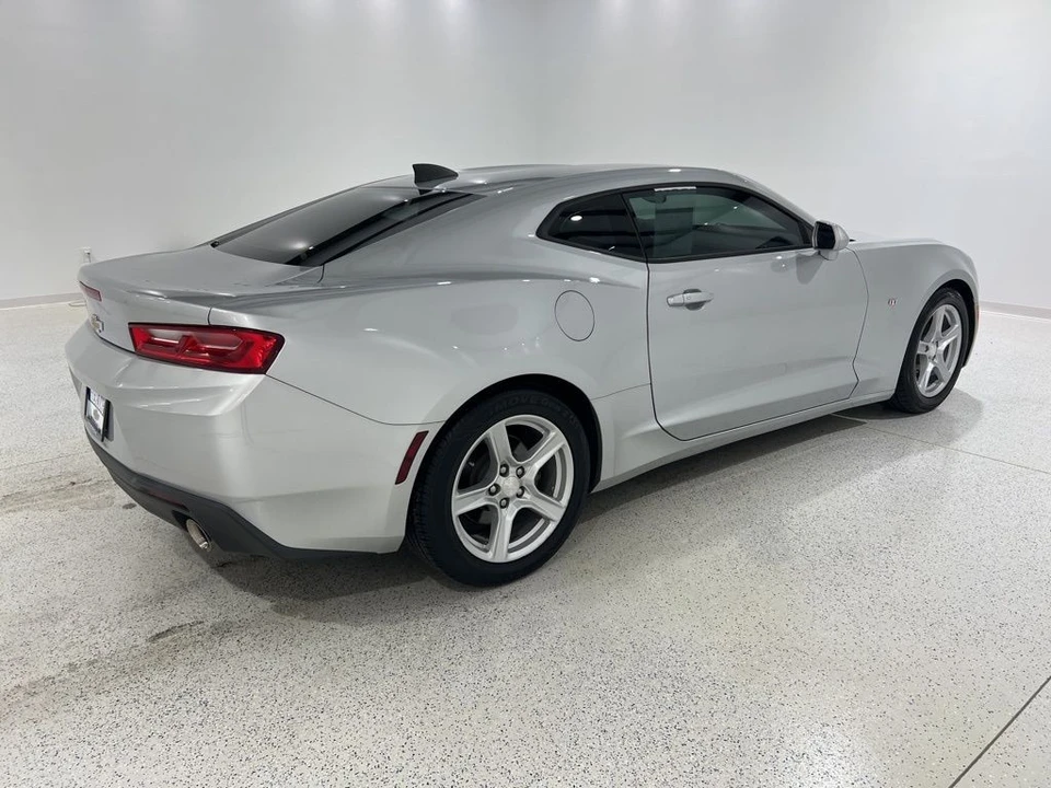 2018 Chevrolet Camaro 6th Gen - Image 5 of 21