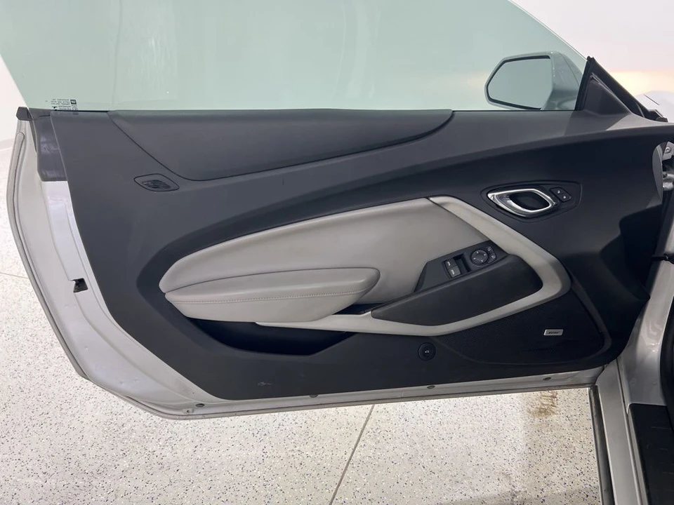 2018 Chevrolet Camaro 6th Gen - Image 18 of 21