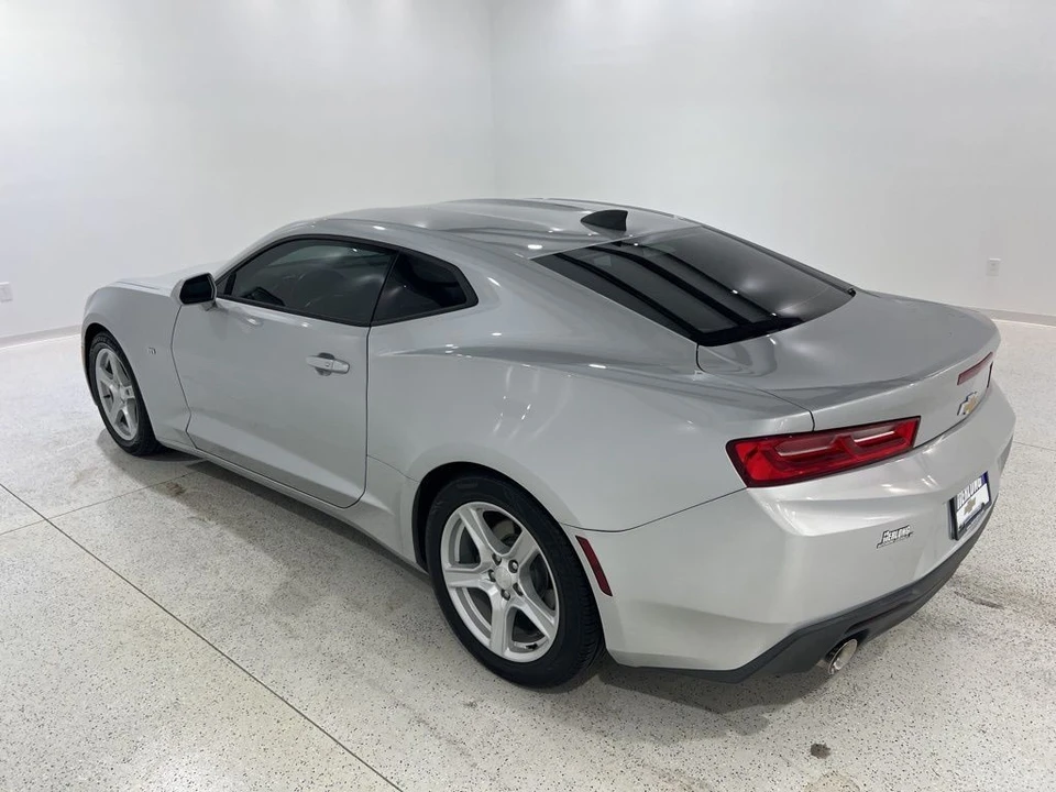 2018 Chevrolet Camaro 6th Gen - Image 3 of 21