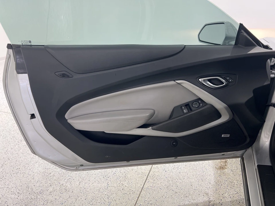 2018 Chevrolet Camaro 6th Gen - Image 18 of 21