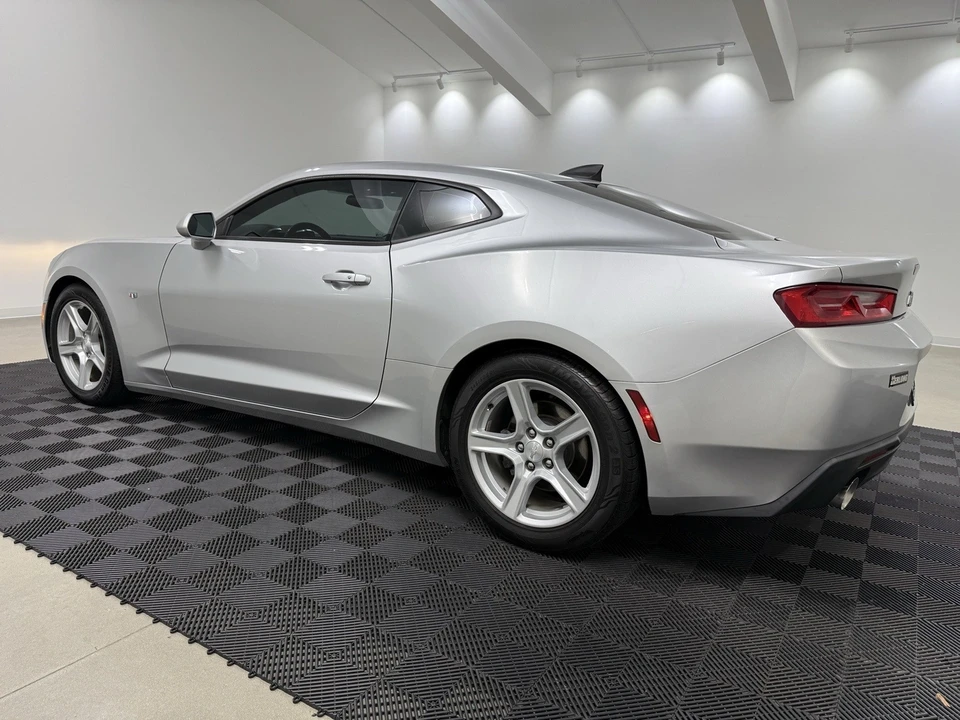 2018 Chevrolet Camaro 6th Gen - Image 5 of 12