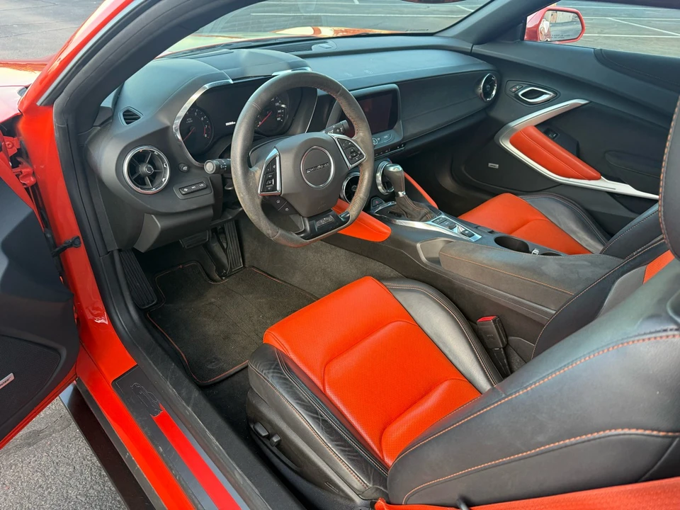2018 Chevrolet Camaro 6th Gen - Image 10 of 21