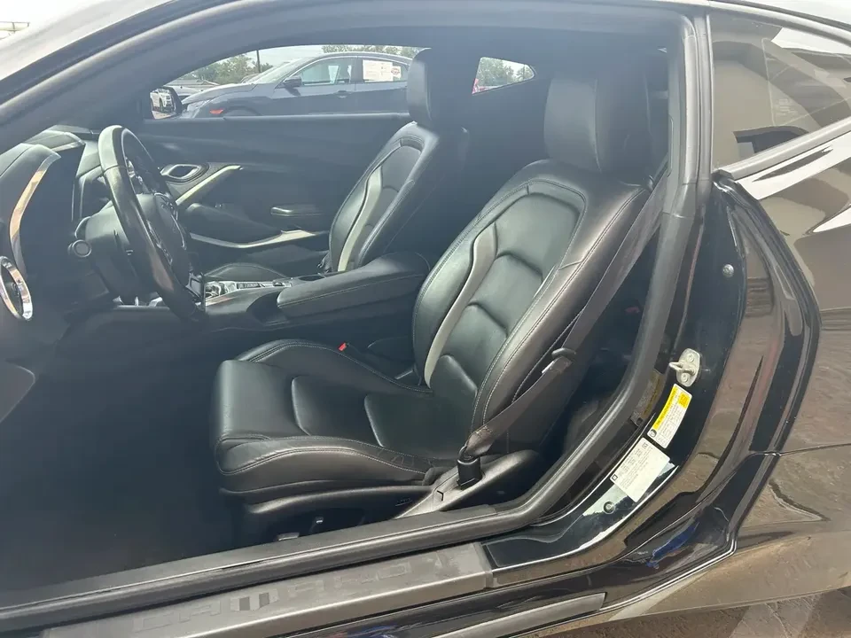 2018 Chevrolet Camaro 6th Gen - Image 8 of 14