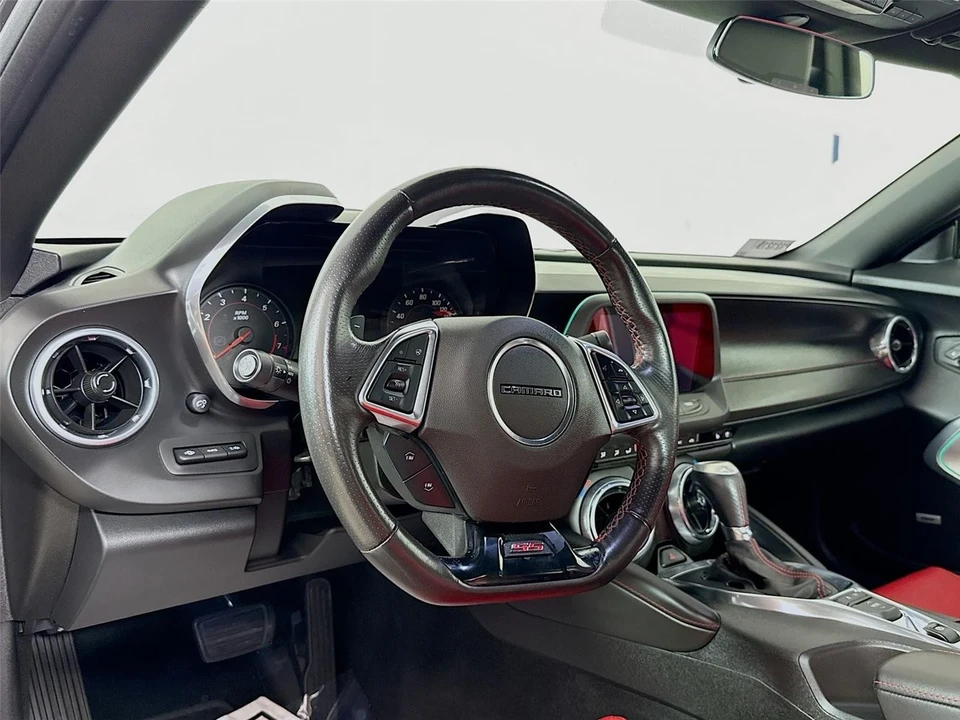 2018 Chevrolet Camaro SS 6th Gen - Image 9 of 21