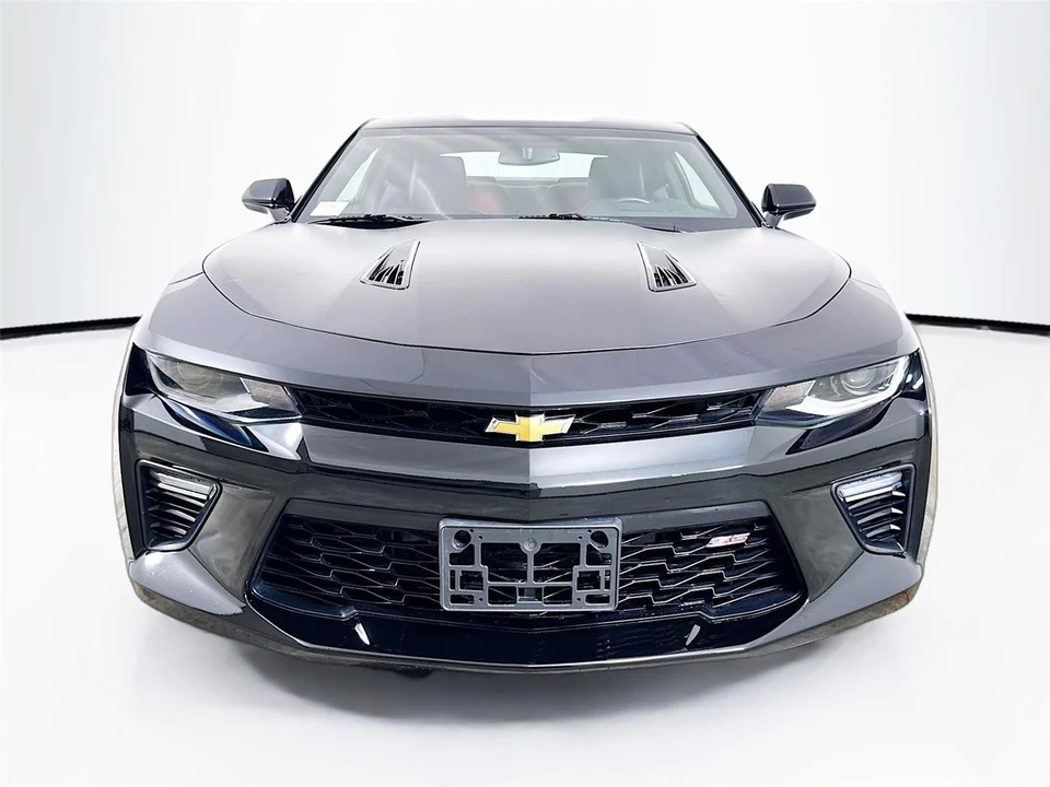 2018 Chevrolet Camaro SS 6th Gen - Image 2 of 21