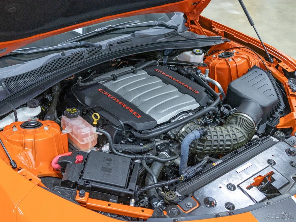2018 Chevrolet Camaro SS 6th Gen - Image 14 of 21
