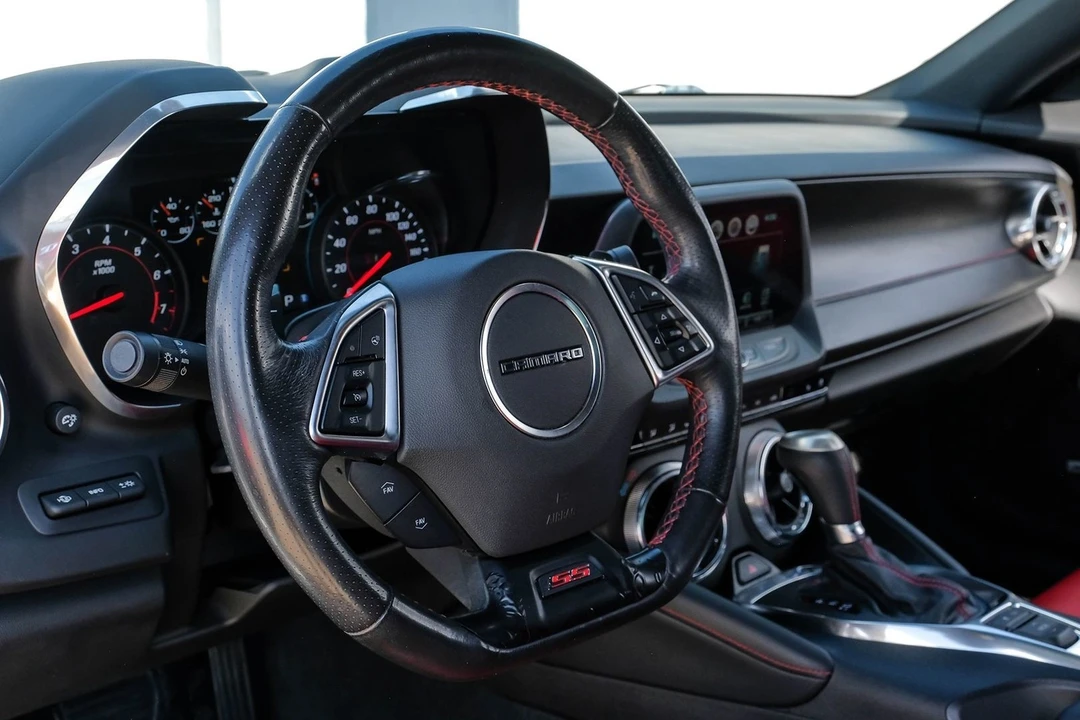 2018 Chevrolet Camaro SS 6th Gen - Image 17 of 21