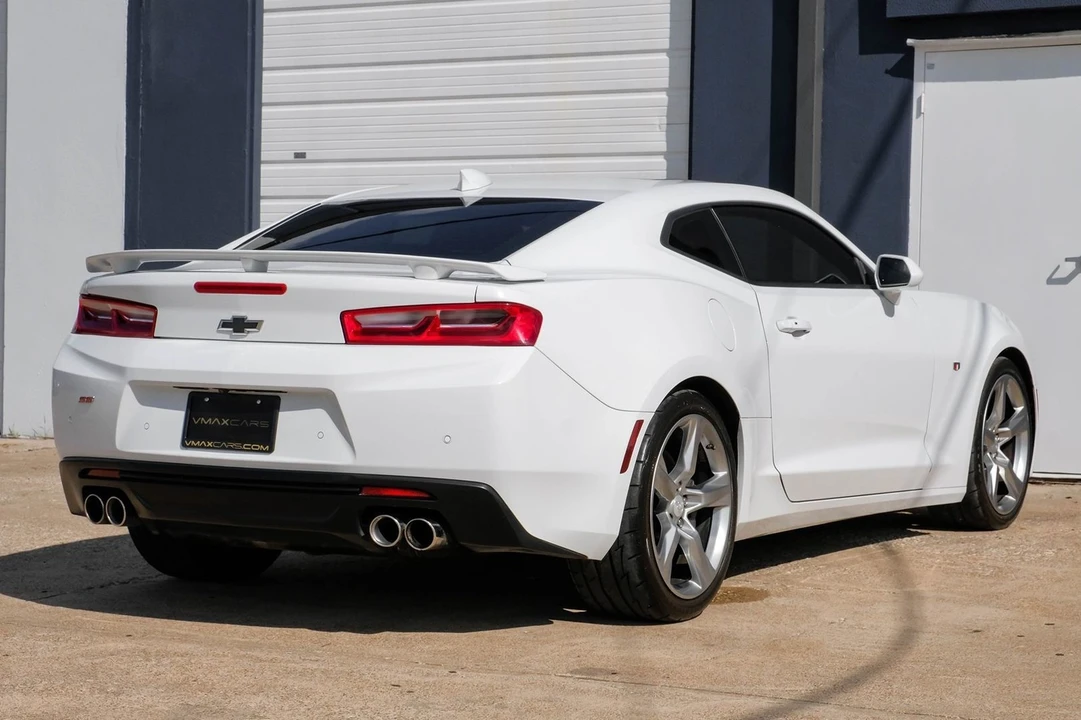 2018 Chevrolet Camaro SS 6th Gen - Image 10 of 21