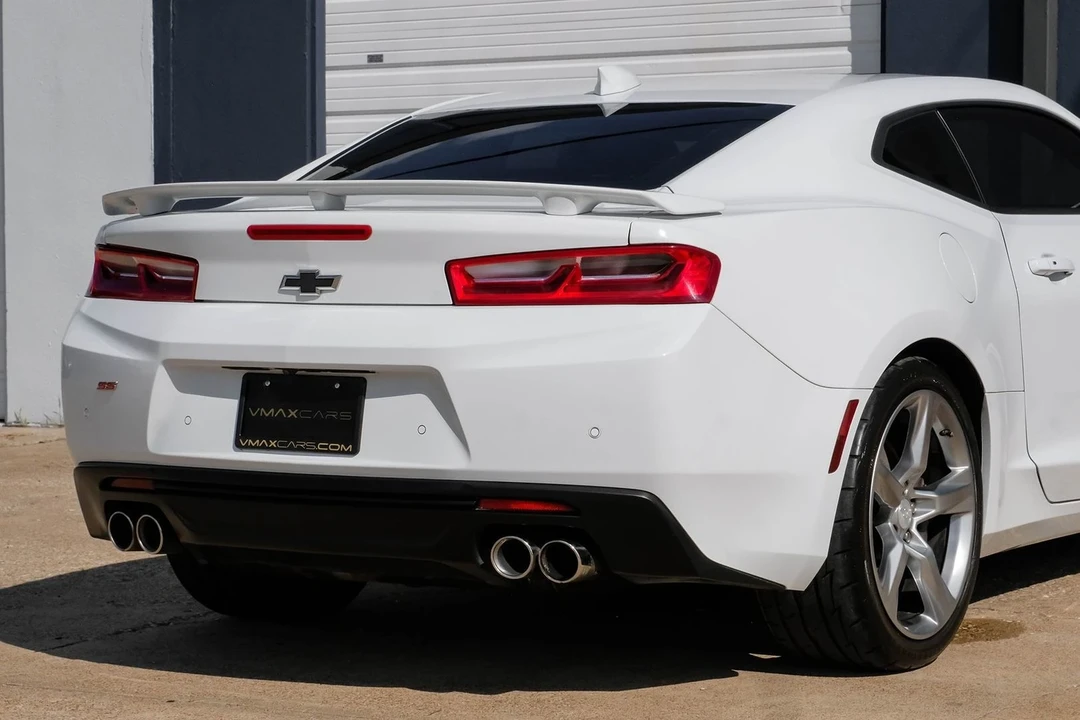 2018 Chevrolet Camaro SS 6th Gen - Image 11 of 21