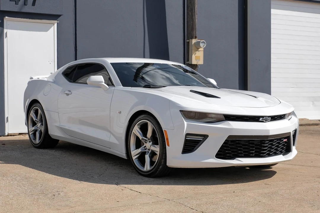 2018 Chevrolet Camaro SS 6th Gen - Image 9 of 21