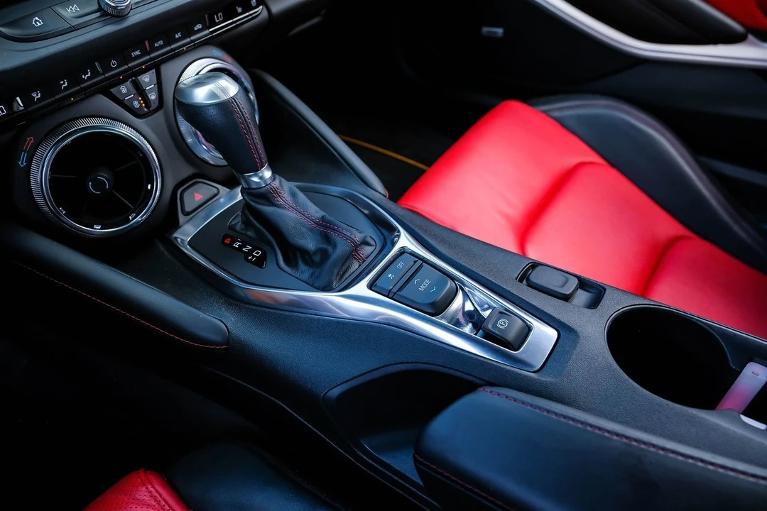 2018 Chevrolet Camaro SS 6th Gen - Image 20 of 21