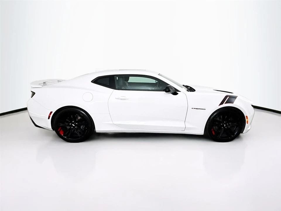 2018 Chevrolet Camaro SS 6th Gen - Image 12 of 17