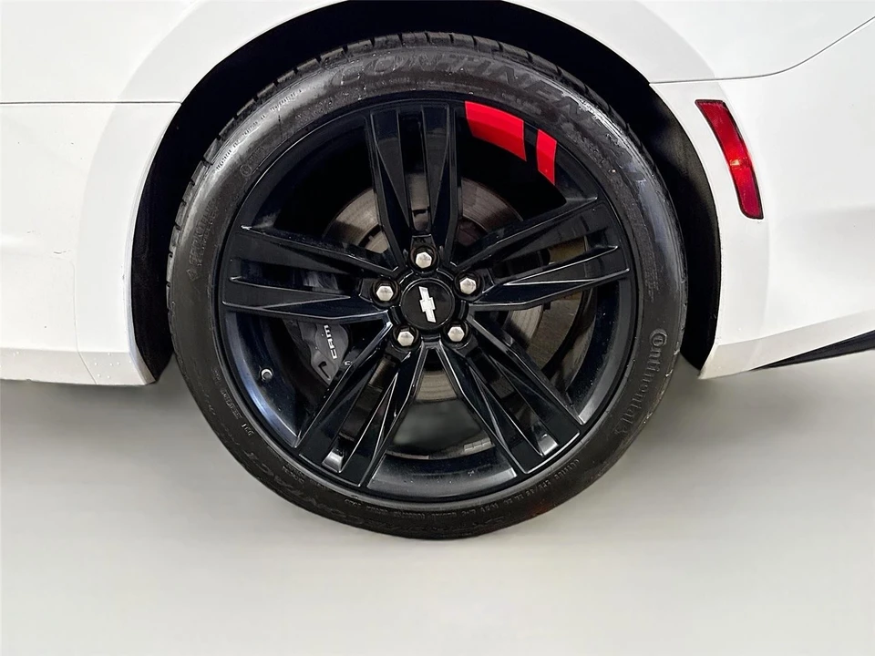 2018 Chevrolet Camaro SS 6th Gen - Image 12 of 21