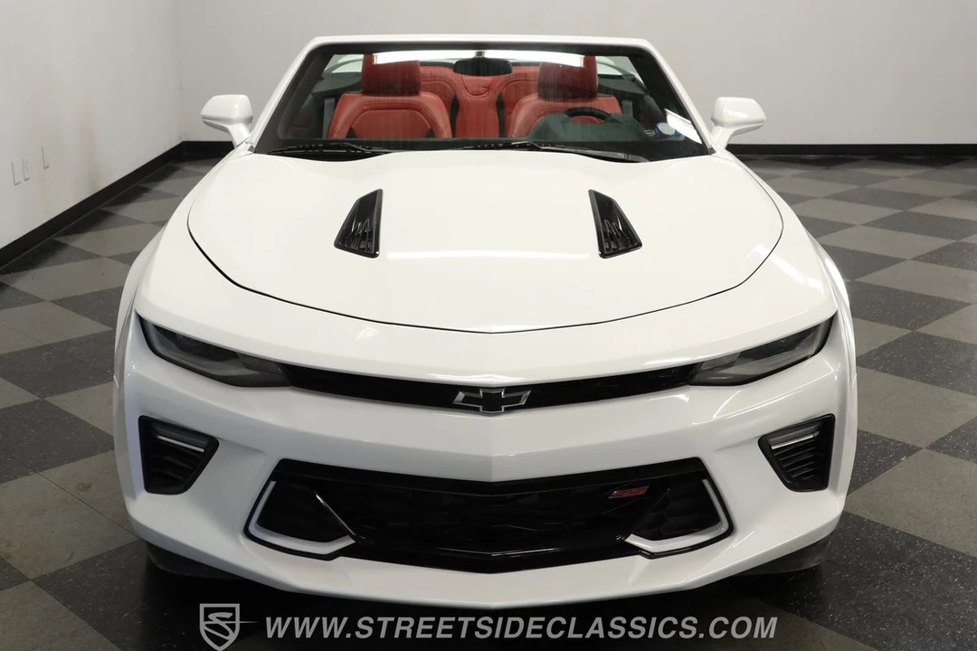 2018 Chevrolet Camaro SS 6th Gen - Image 16 of 21