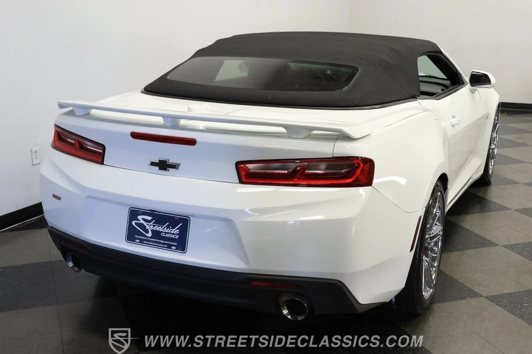 2018 Chevrolet Camaro SS 6th Gen - Image 10 of 21