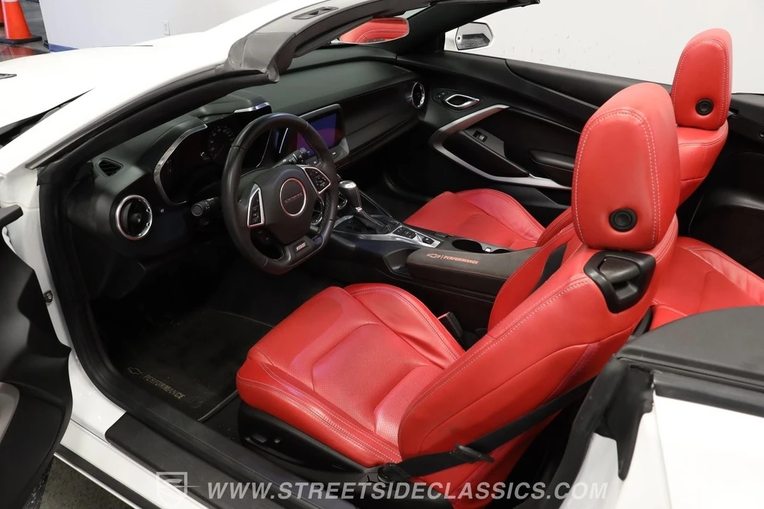 2018 Chevrolet Camaro SS 6th Gen - Image 5 of 21