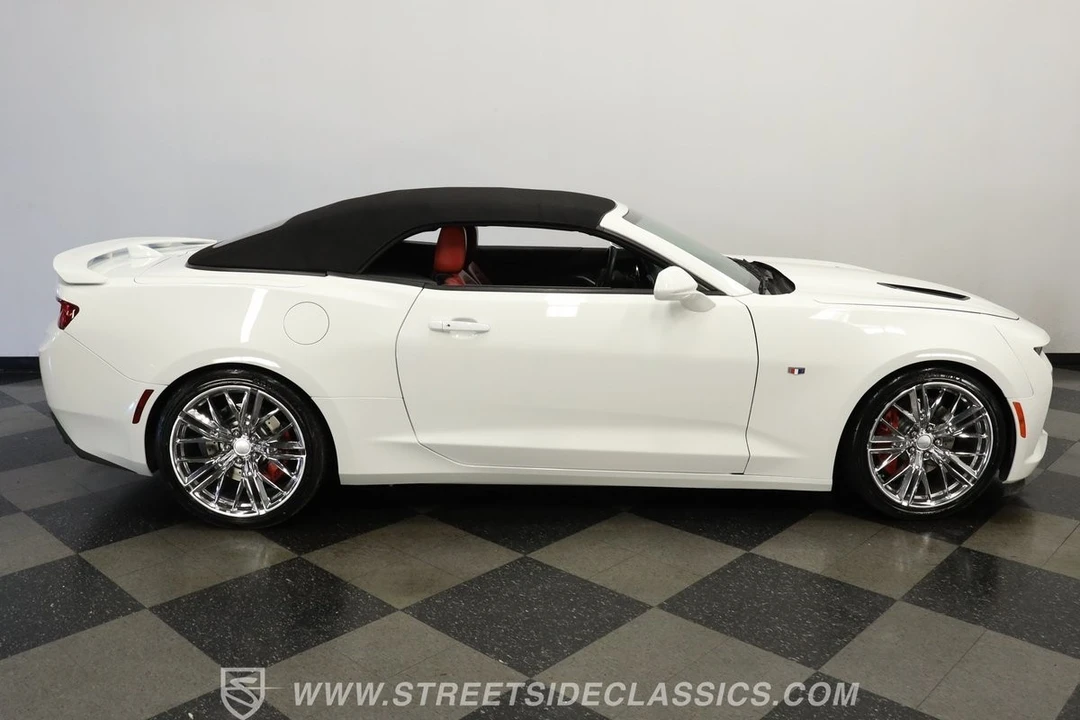2018 Chevrolet Camaro SS 6th Gen - Image 13 of 21