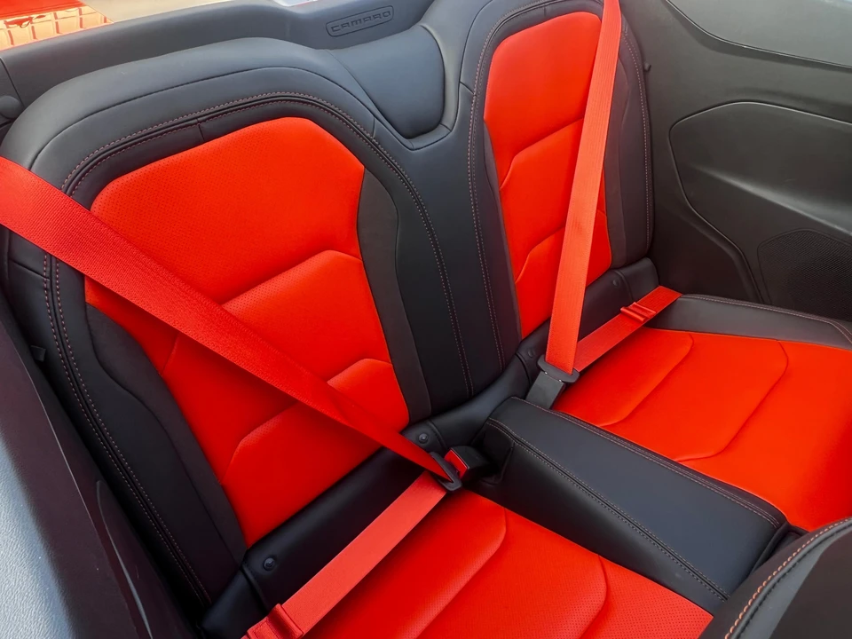 2018 Chevrolet Camaro SS 6th Gen - Image 25 of 31