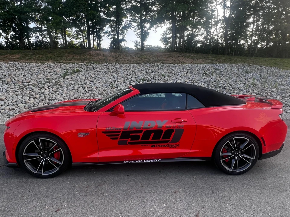 2018 Chevrolet Camaro SS 6th Gen - Image 8 of 31