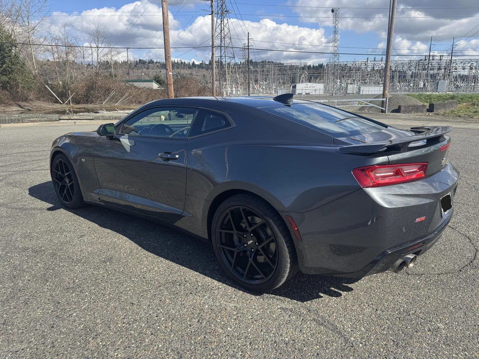 2018 Chevrolet Camaro SS 6th Gen - Image 15 of 31