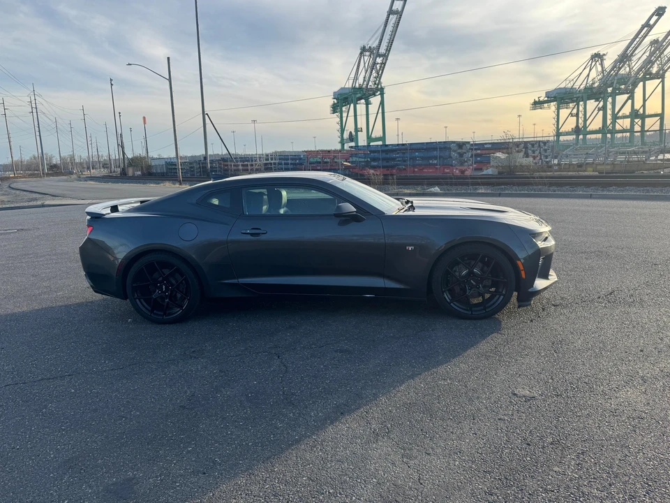 2018 Chevrolet Camaro SS 6th Gen - Image 20 of 31