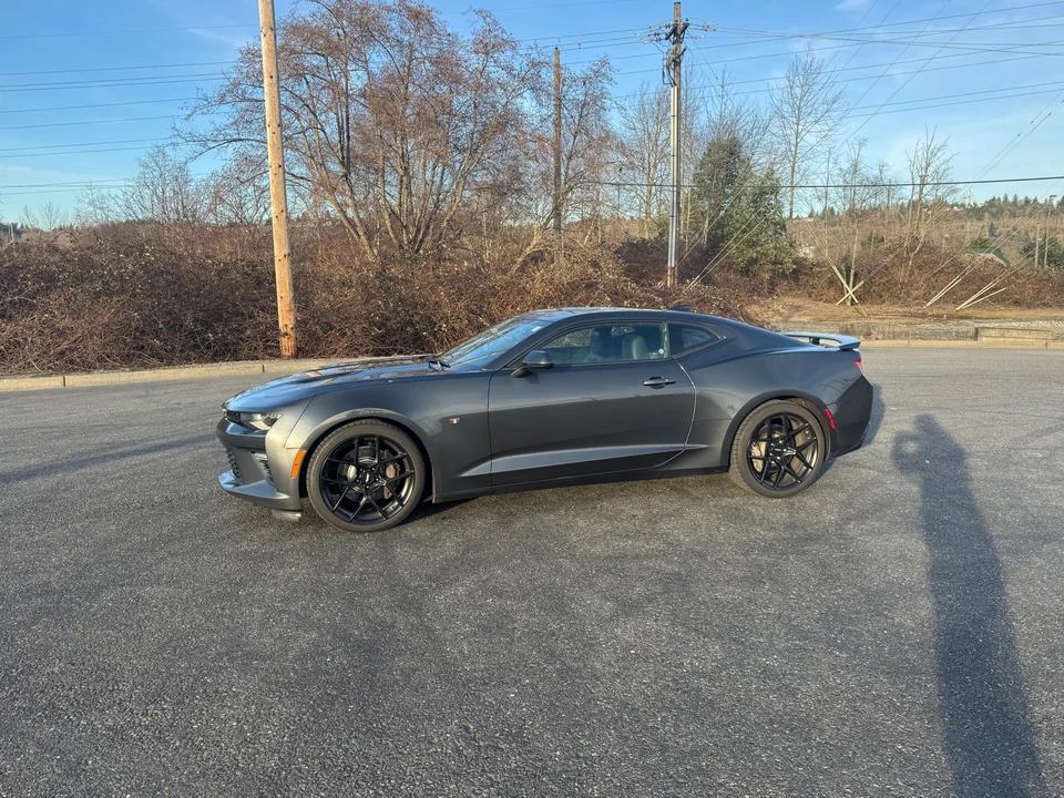 2018 Chevrolet Camaro SS 6th Gen - Image 14 of 31