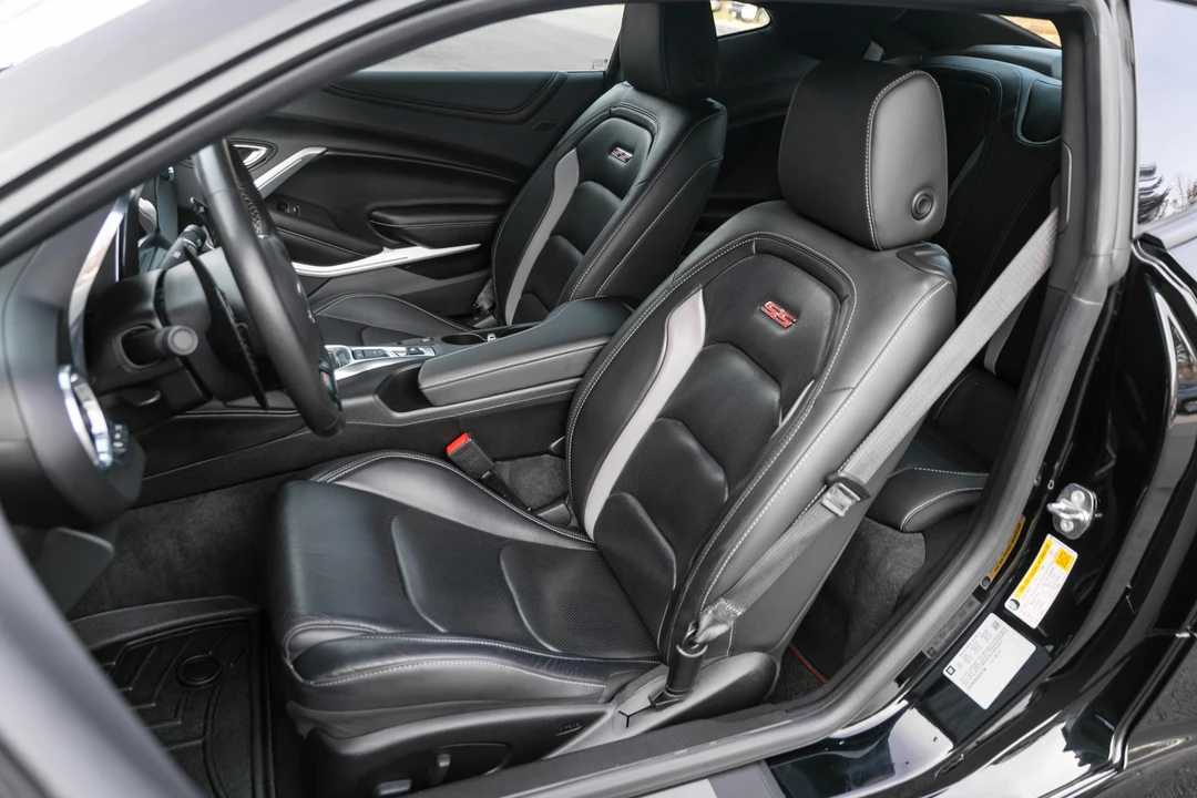2018 Chevrolet Camaro SS 6th Gen - Image 29 of 31