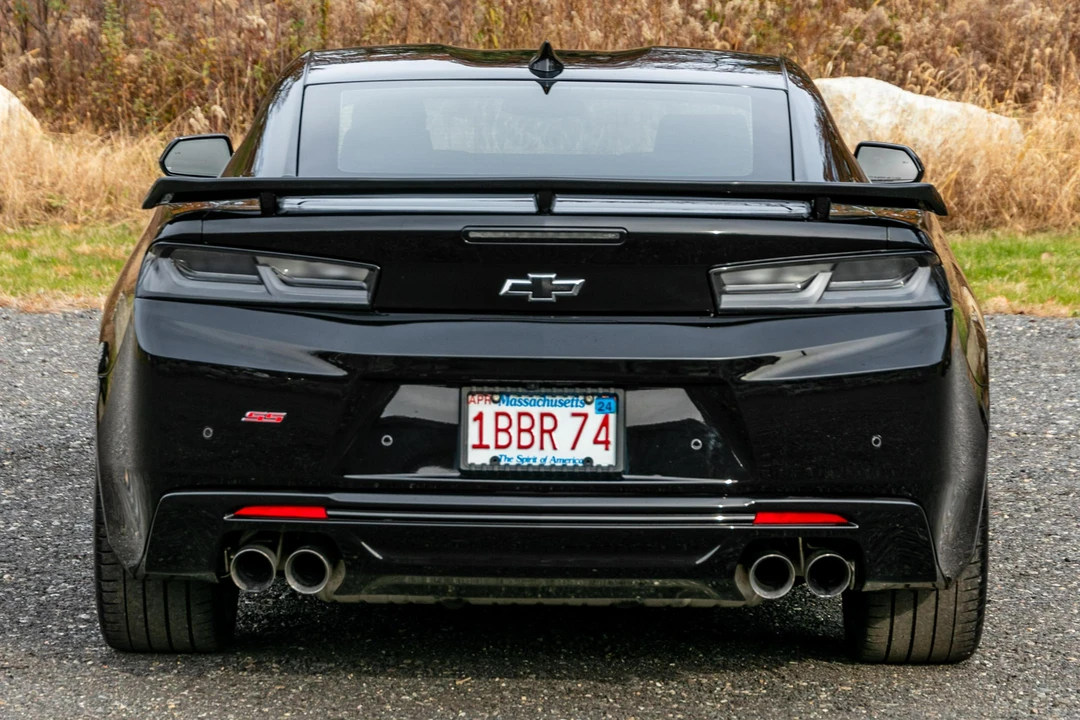 2018 Chevrolet Camaro SS 6th Gen - Image 5 of 31