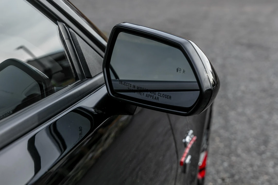 2018 Chevrolet Camaro SS 6th Gen - Image 21 of 31