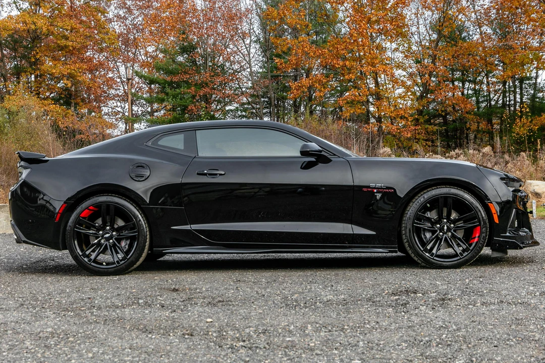 2018 Chevrolet Camaro SS 6th Gen - Image 3 of 31